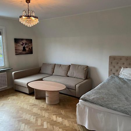 Haerligt Stort Boende I Perfekt Laege Borås Exteriér fotografie