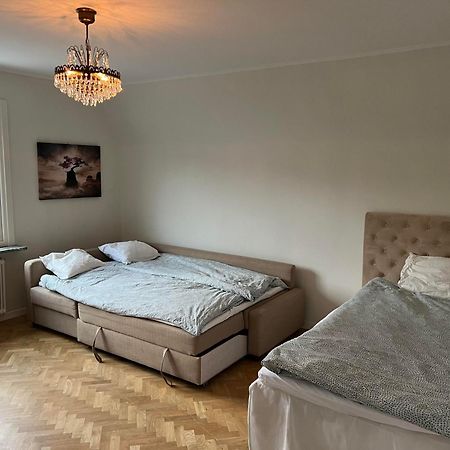 Haerligt Stort Boende I Perfekt Laege Borås Exteriér fotografie
